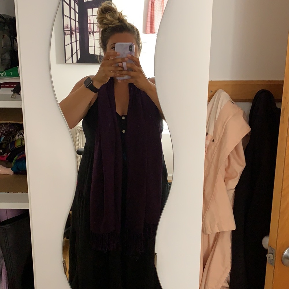 Purple Pashmina - Picture 3 of 4